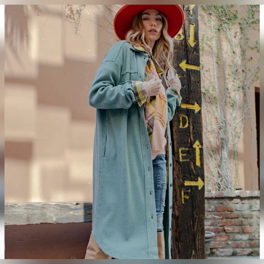Easel Waffle-Knit Mineral Washed Shacket Dress